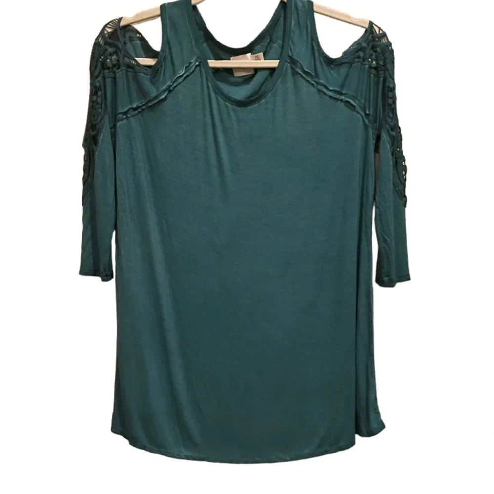 Love fire Crochet Cold Shoulder Acid washed Plus size top - Picture 1 of 7
